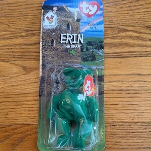 Ty Erin the Bear in Emerald Green